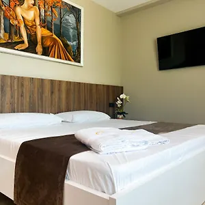 *** Otel Jata Crown Arnavutluk