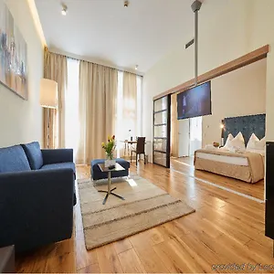 4* Apartmanhotel Hilight