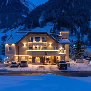 Neder 3*, Ischgl Austria
