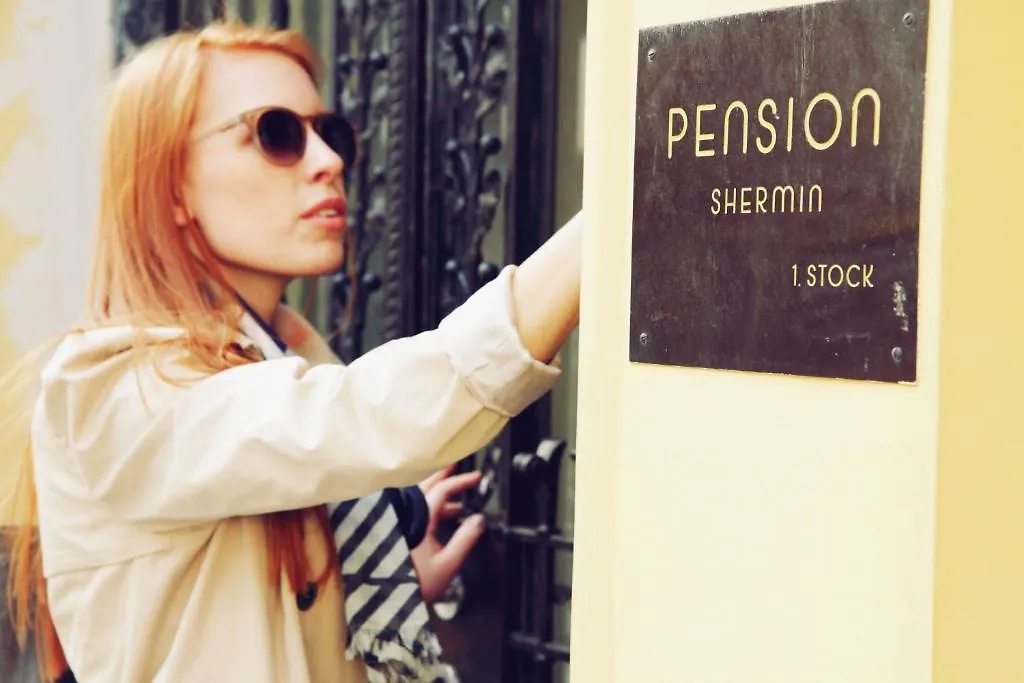 Hotel Saint SHERMIN bed breakfast & champagne Wien