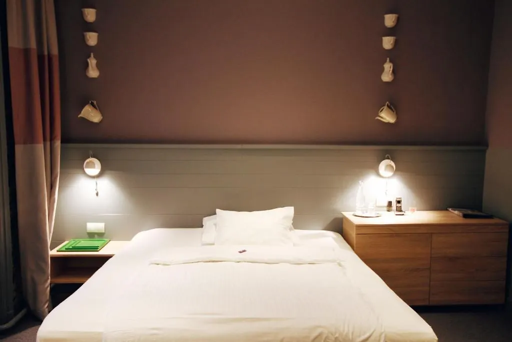 Saint SHERMIN bed breakfast&champagne Vienne Hotel